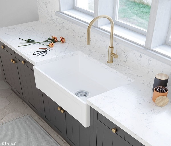 winston-single-butler-sink-medium-3.jpg