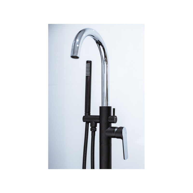 millennium-akemi-bath-filler-with-handshower_MatteBlackChrome