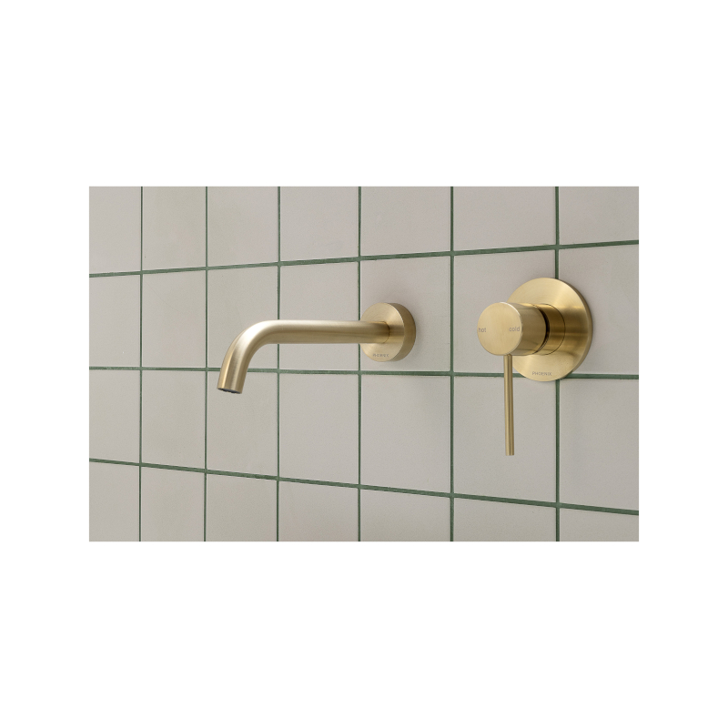 phoenix-vivid-slimline-wall-basin-outlet-180mm-curved_BrushedGold_2
