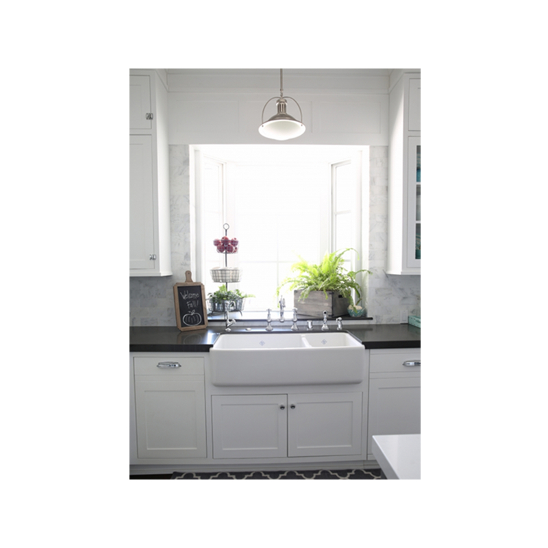 SEDG100WH Lifestyle 1
