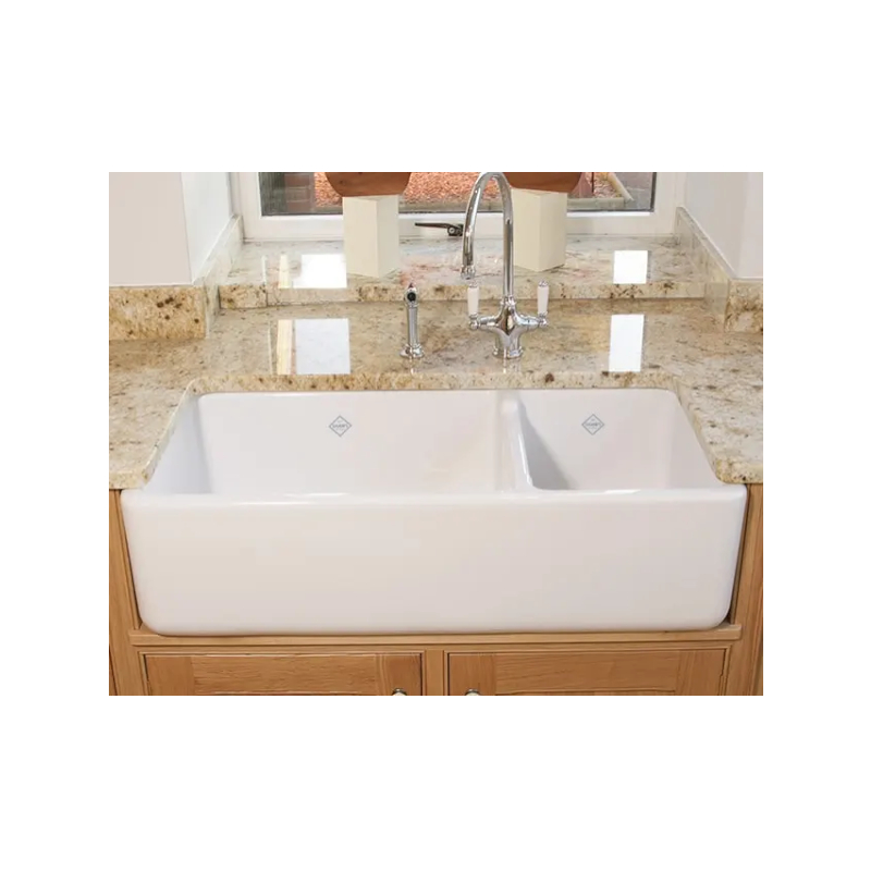 SEDG100WH Lifestyle 3